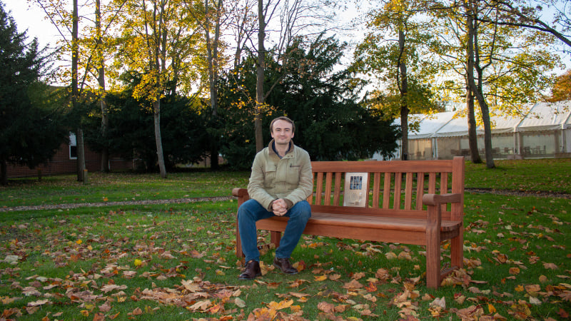 talking benches main 800x450